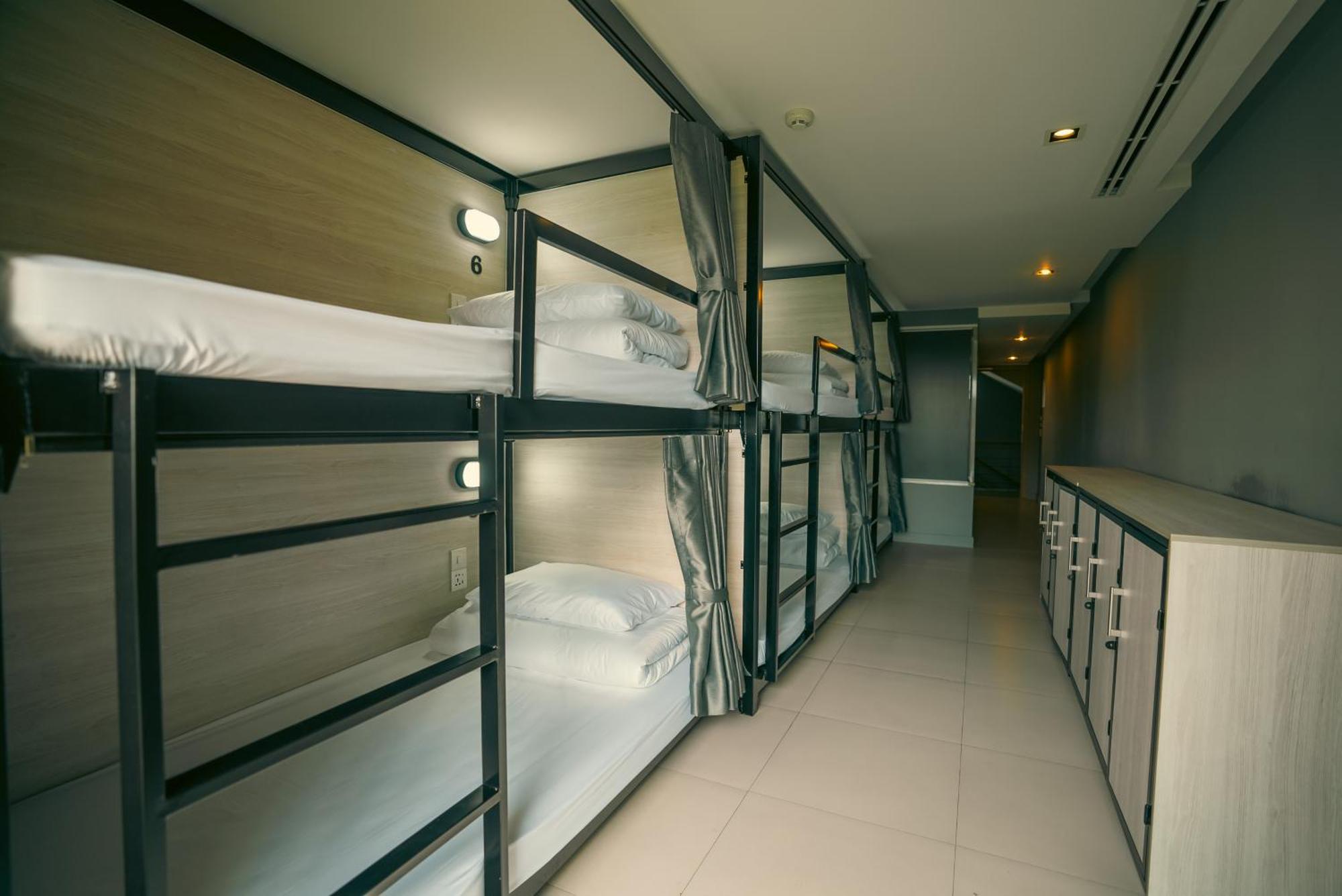 بيت شباب Mad Monkey Phuket Patong المظهر الخارجي الصورة